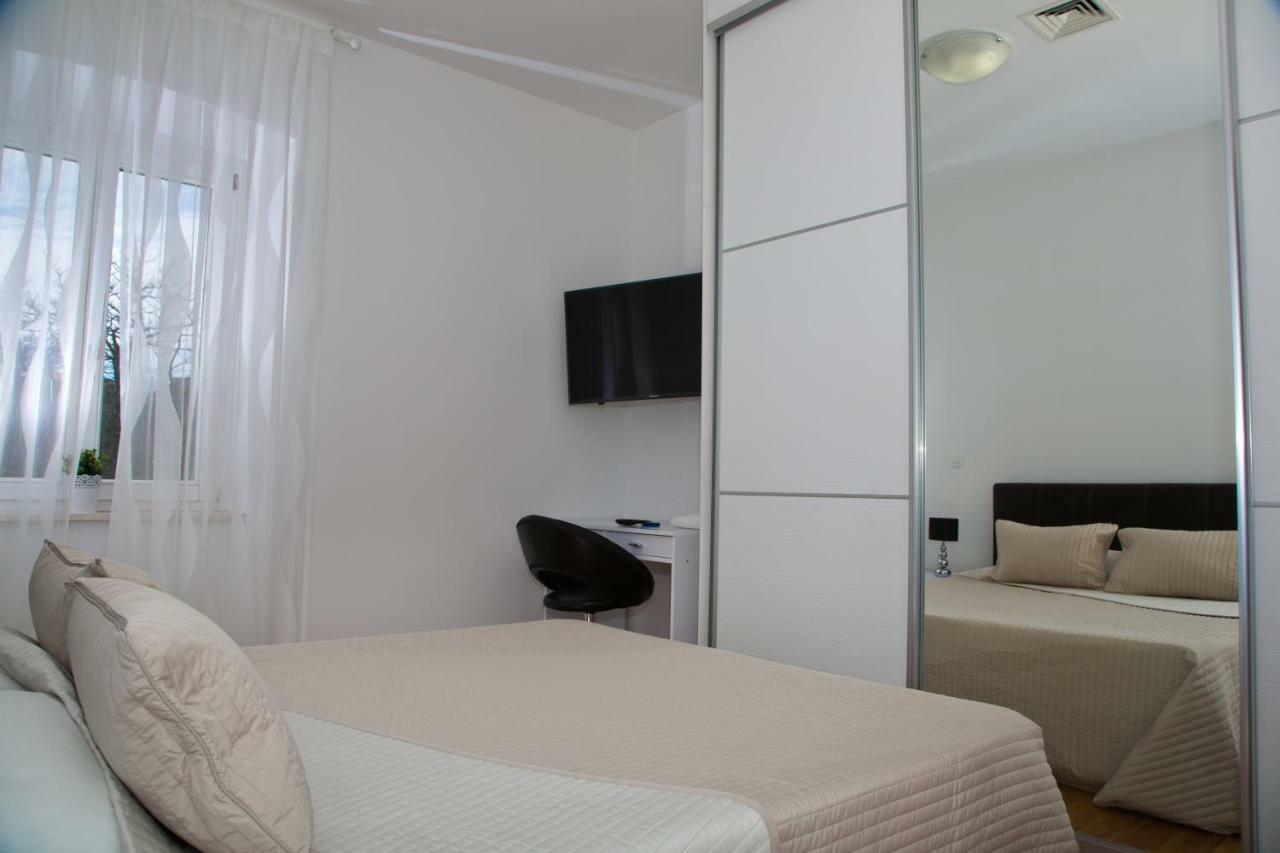 Apartments Victoria Dubrovnik Bagian luar foto