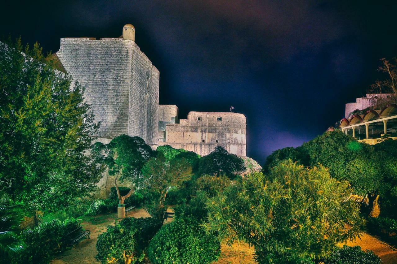 Apartments Victoria Dubrovnik Bagian luar foto